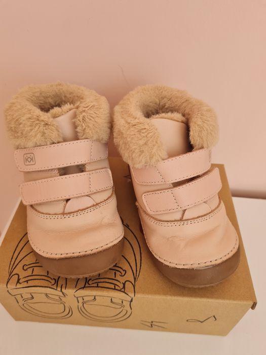 Детски обувки 22 и 24 номер