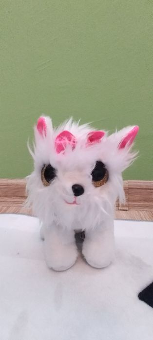 Ново плюшено котенце