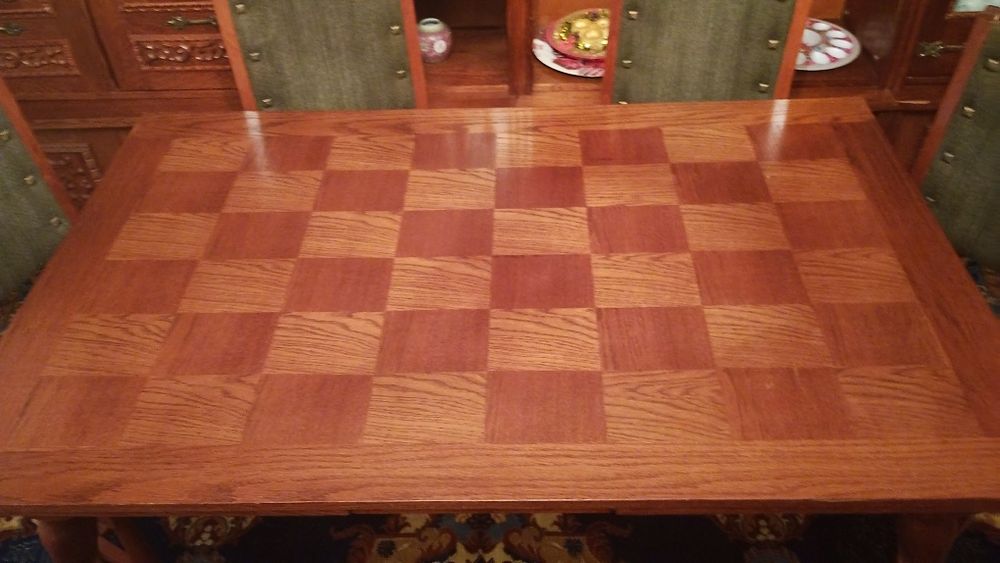 Masă de sufragerie model 623