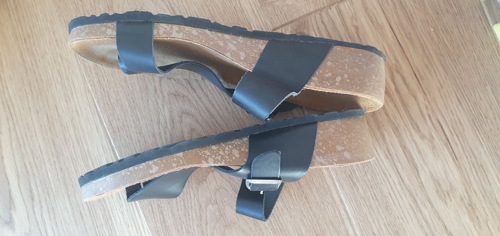 Saboṭi / încălṭăminte / pantofi vară femei 37 piele naturală neagră It