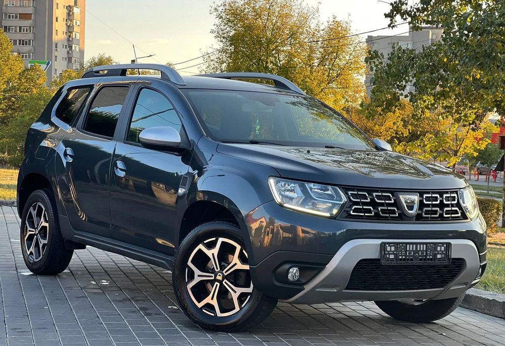 Dacia Duster / Diesel 1.5 dci / Leduri / Camere 360 / Navigatie