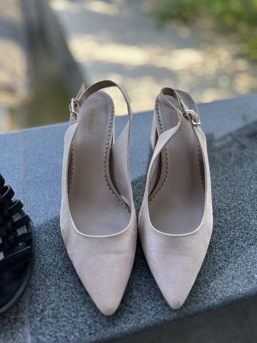 Incaltaminte in stare bun