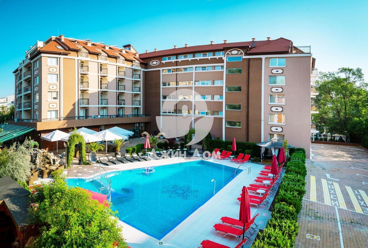 Продава се Двустаен апартамент в к.к. Слънчев бряг - 59 кв.м за 1221 €/кв.м - Снимка #7