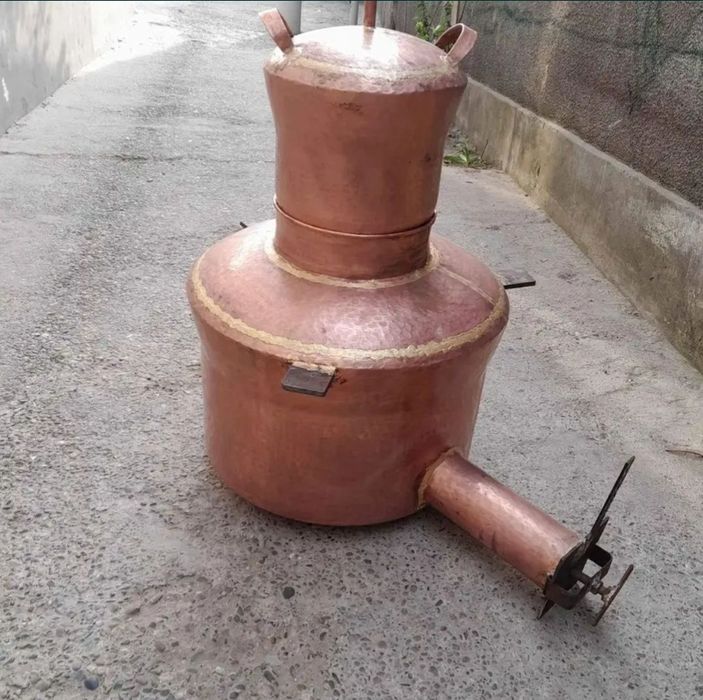 Vindem si facem cazane de țuică din cupru(aramă), iar capacitatea aces