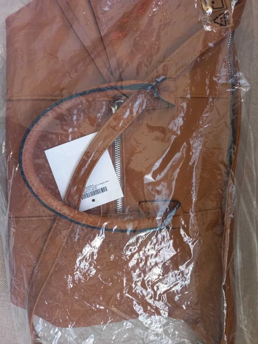 Качественную немецкую сумку, новую, продам