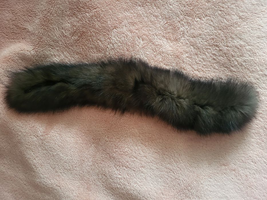 Кожена яка естествен косъм