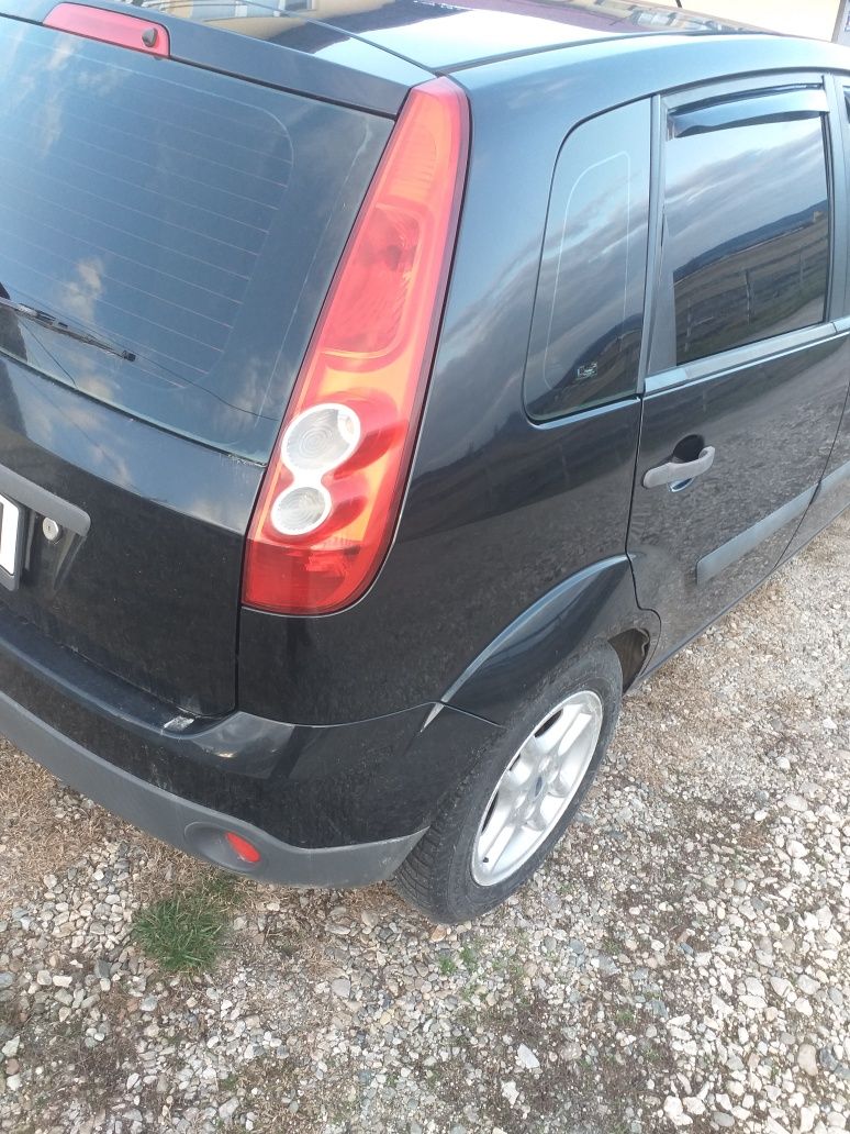 Ford fiesta, 1.3 benzina, an 2006