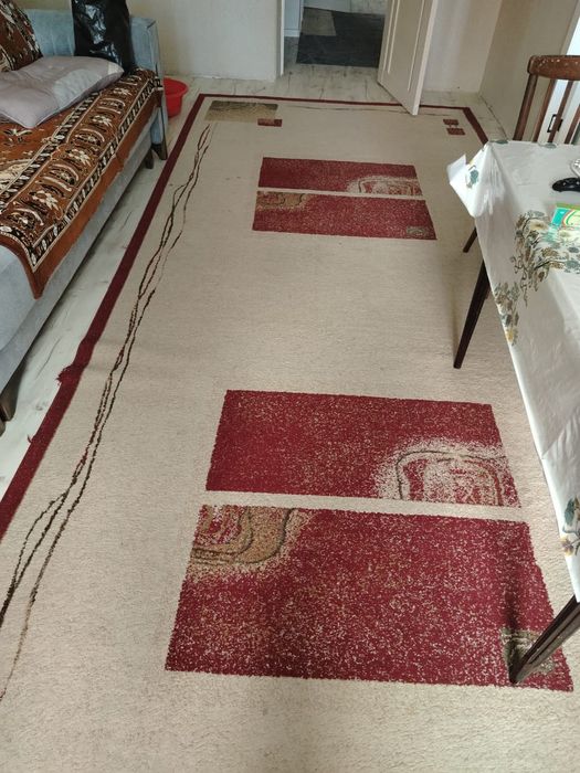 Отдам даром ковер