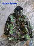 Tinuta militara tip ripstop
