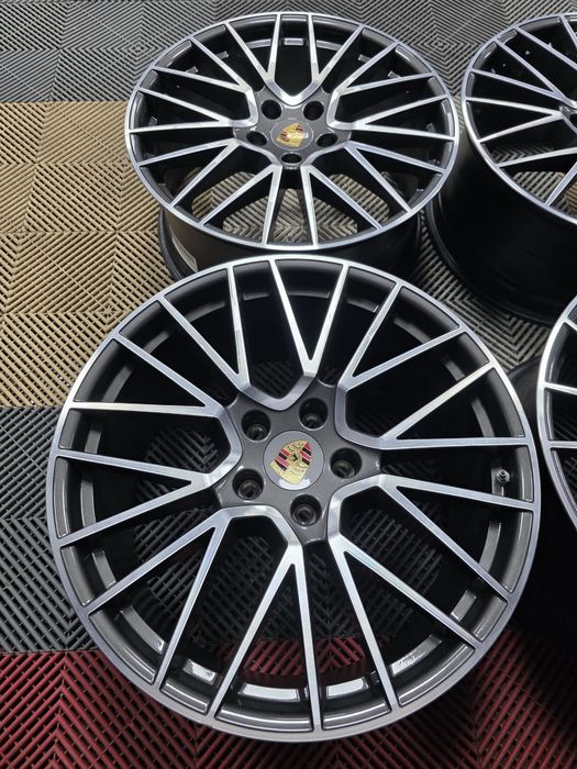Jante Porsche Cayenne RS Spyder 21"