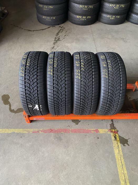 Anvelope iarna 225/45/18 Goodyear Ultra Grip Performance 225 45 18 R18