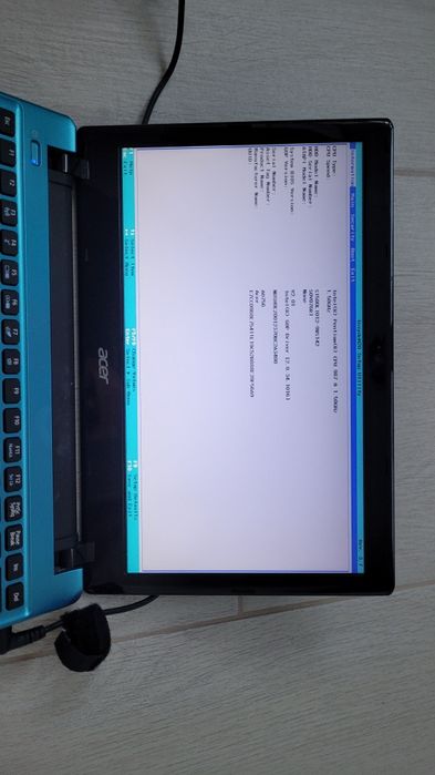 Laptop Acer Aspire One intel Pentium 987 1.5 GHz / 4 GB / 500 GB