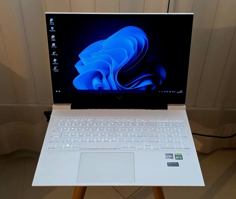 Laptop Gaming HP Victus 16.1" 144Hz Ryzen 7 5800H RTX 3050TI NVMe 512G