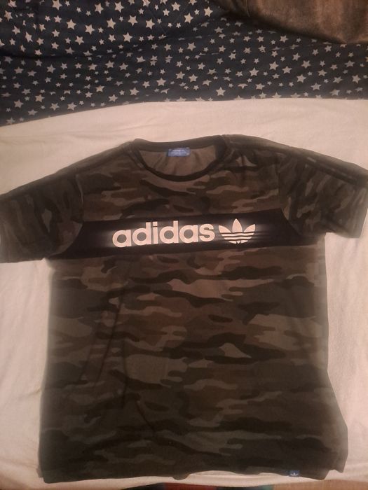 Спортни дрехи ,горно ,тениска и шуба.