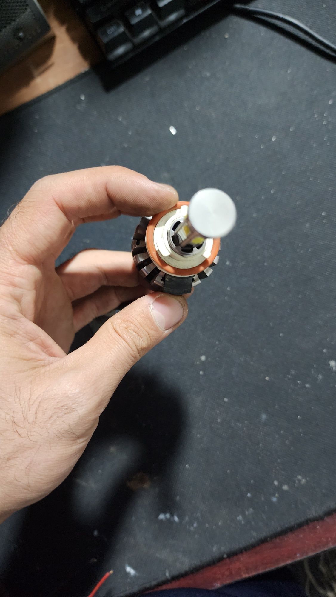 Led 360° li spark tumankasiga
