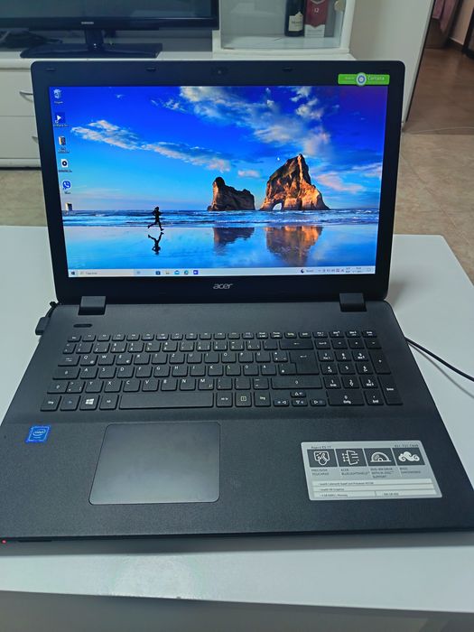 Лаптоп Acer ES17