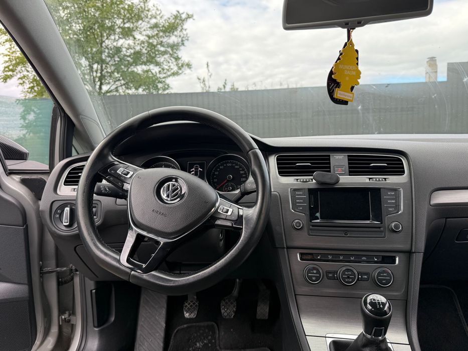 Vand Volkswagen Golf 7 Pret FIX