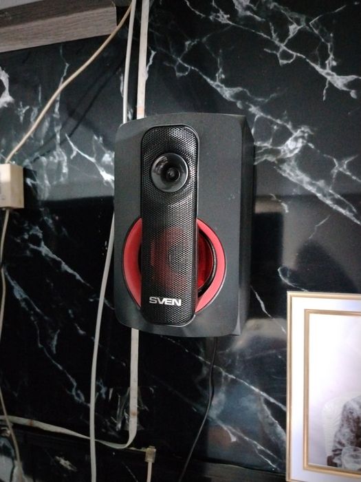 Продам колонки Sven