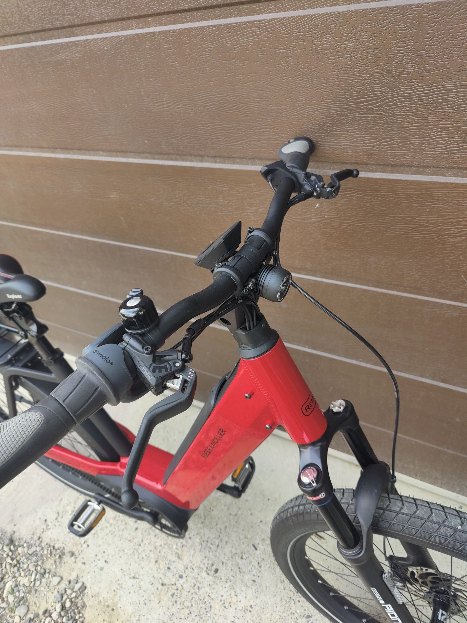 Bicicleta electrica Riese Muller curea Enviolo