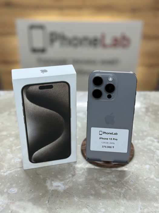 iPhone 15 Pro 128 GB / PhoneLab