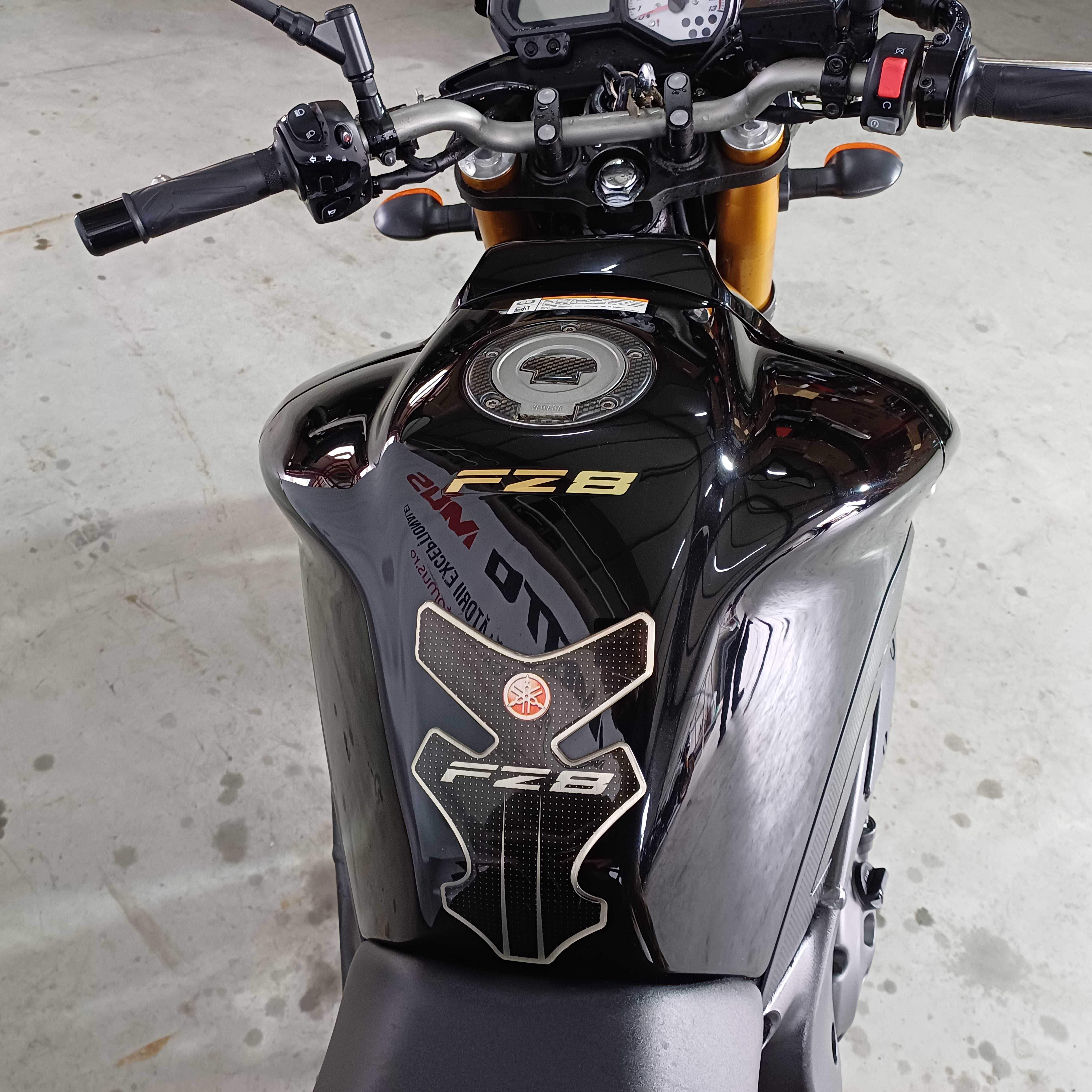 Motocicleta Yamaha FZ8 | Y00762 | motomus.ro
