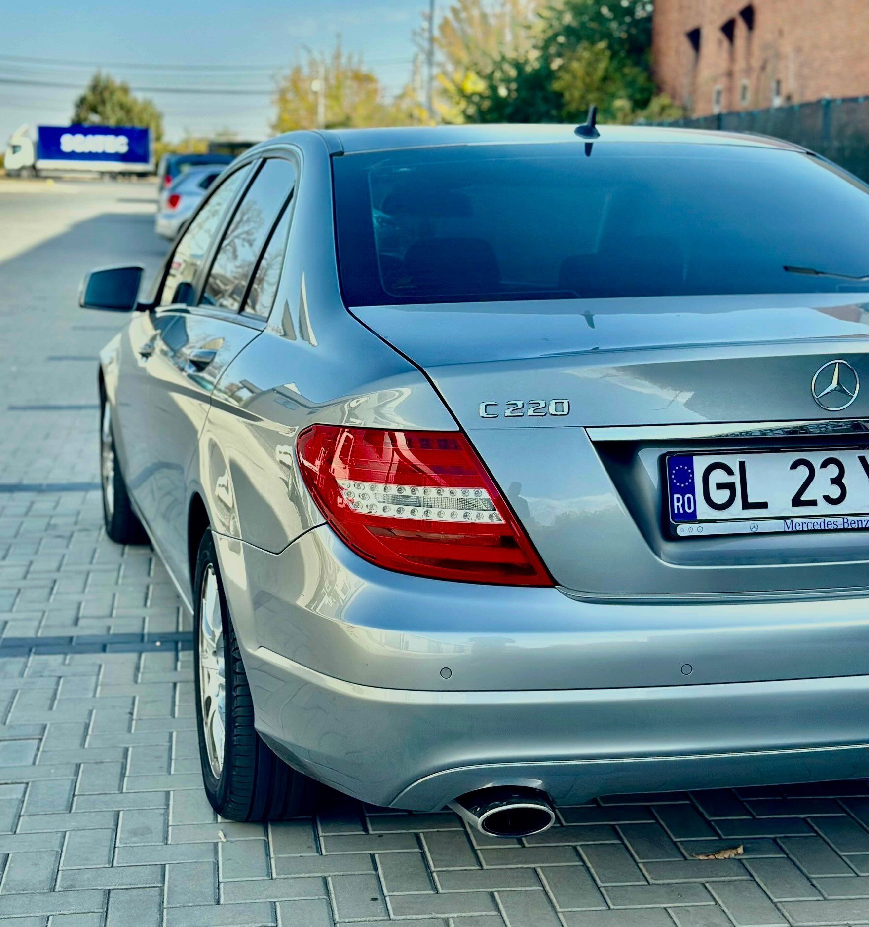 MERCEDES-Benz C - 2014