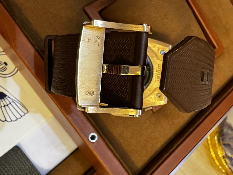 Wyler Code R 18k rose gold золотые часы 750