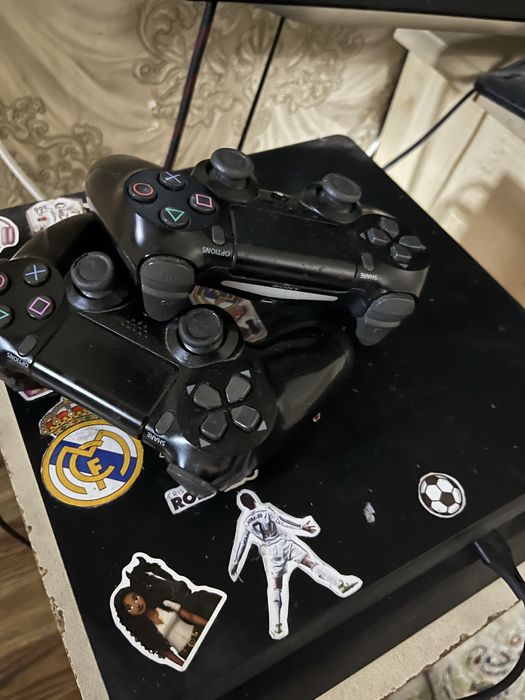 Плейстейнш 4 слим