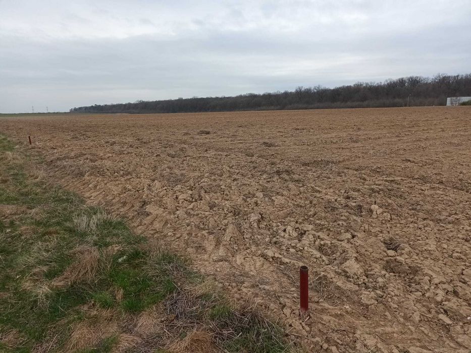 teren intravilan Periș Ilfov, 30 km de Bucuresti