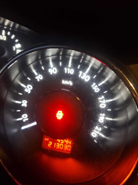 Peugeot 5008 1.6 benzina an 2010