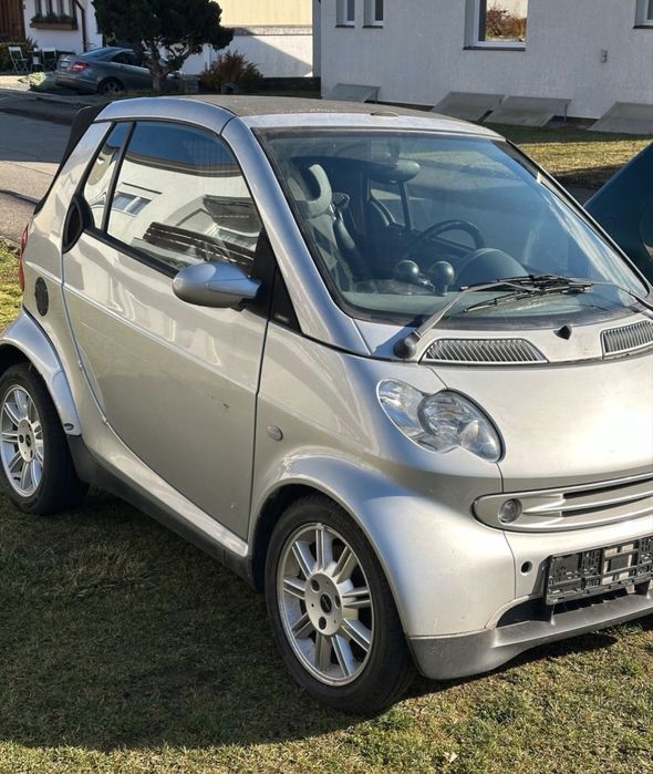 Vand Smart Fortwo cabrio diesel nerulat in tara