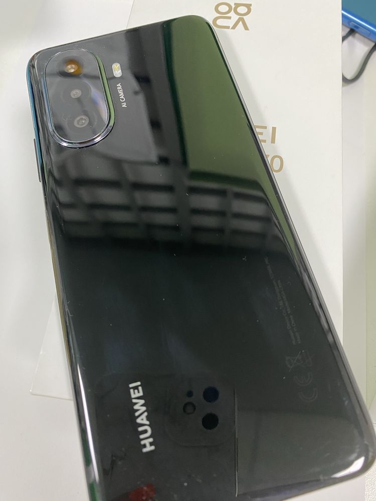 Huawei nova Y70 64gb (город Шу) номер лота 321924