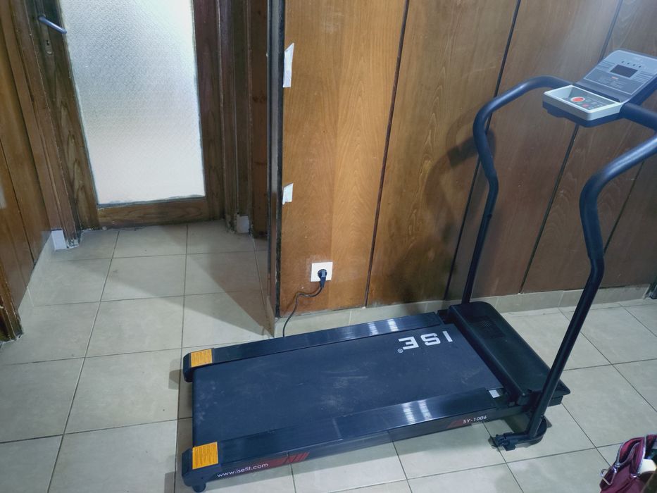 Пътечка за бягане Ise Fit