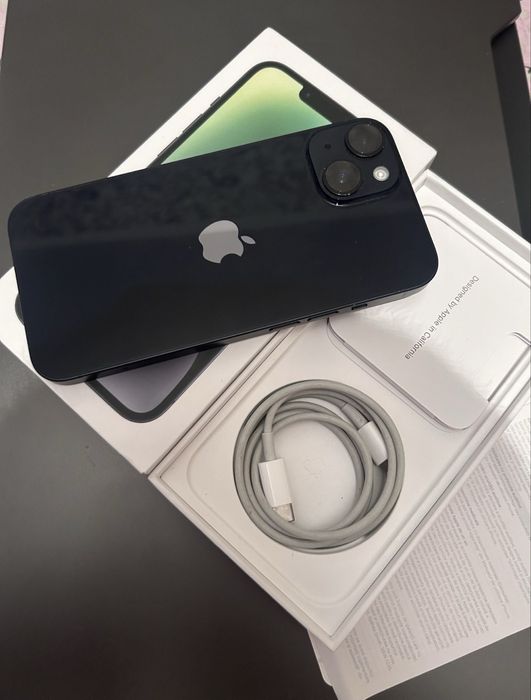 Продам 14 айфон в отличном состоянии