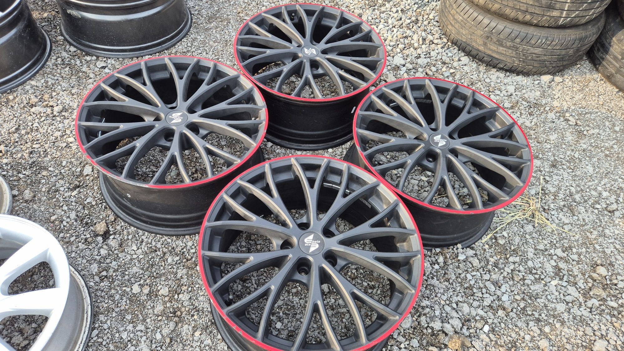 Джанни EtaBeta 5/114.3 Toyota,Nissan,Honda 5x114.3

Употребявани, Шуме