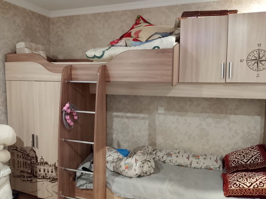 Продам детскую гарнитуру