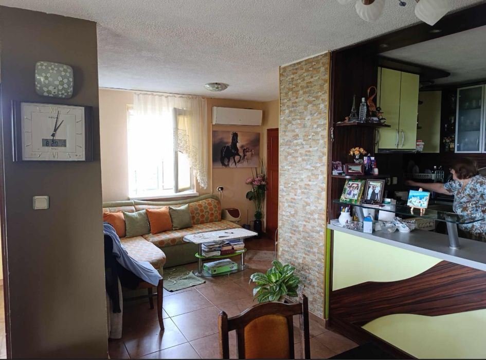 Продава се Къща в Варна, Базар Левски - 130 кв.м за 1693 €/кв.м - Снимка #10