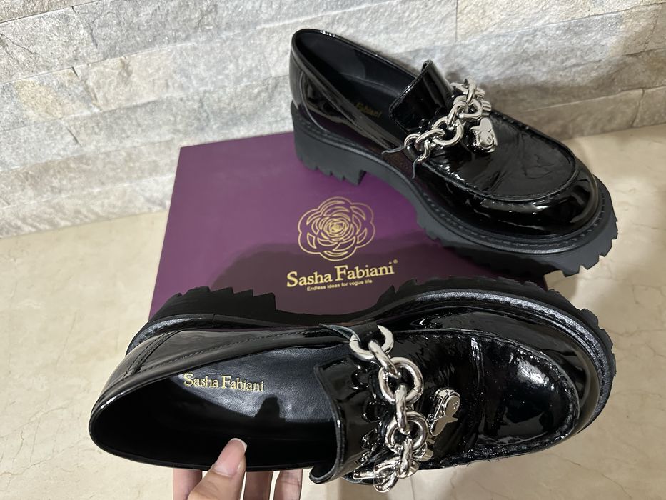 Mocasini piele lacuita