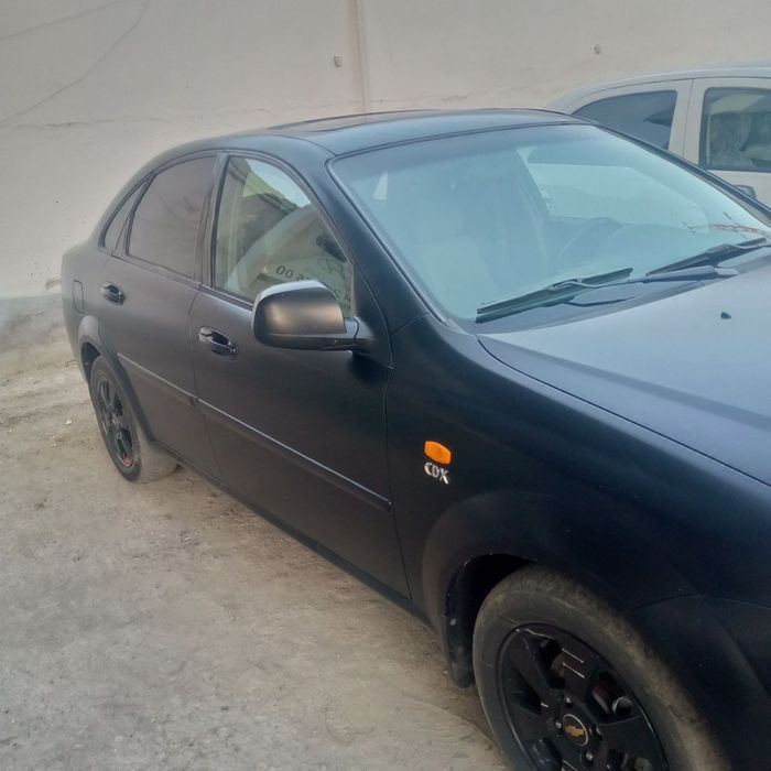 Gentra sotiladi srochno faqat oladiganla yozsin