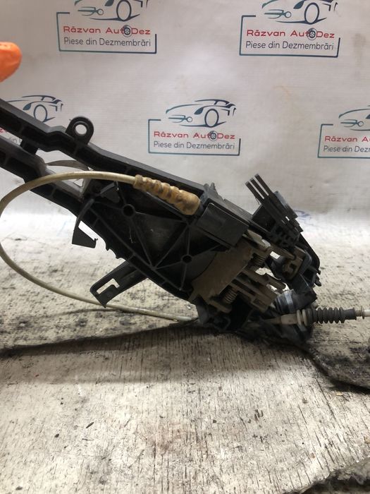 suport maner exterior spate stanga bmw 320 e90 2009