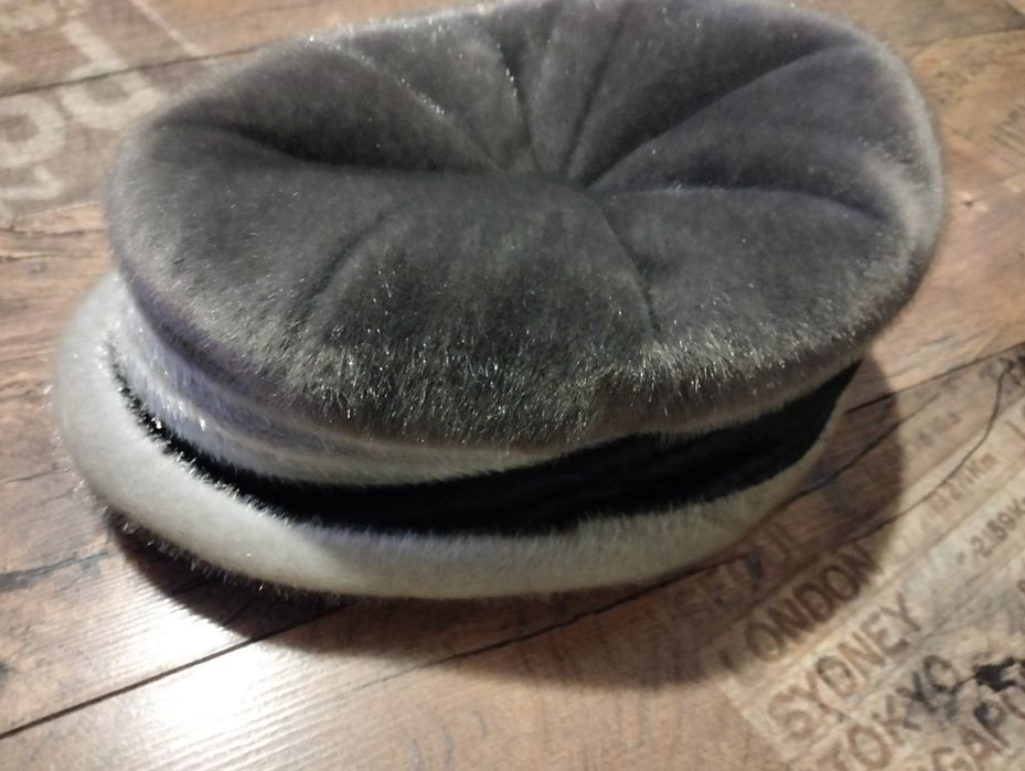 Căciulă dama culoare gri