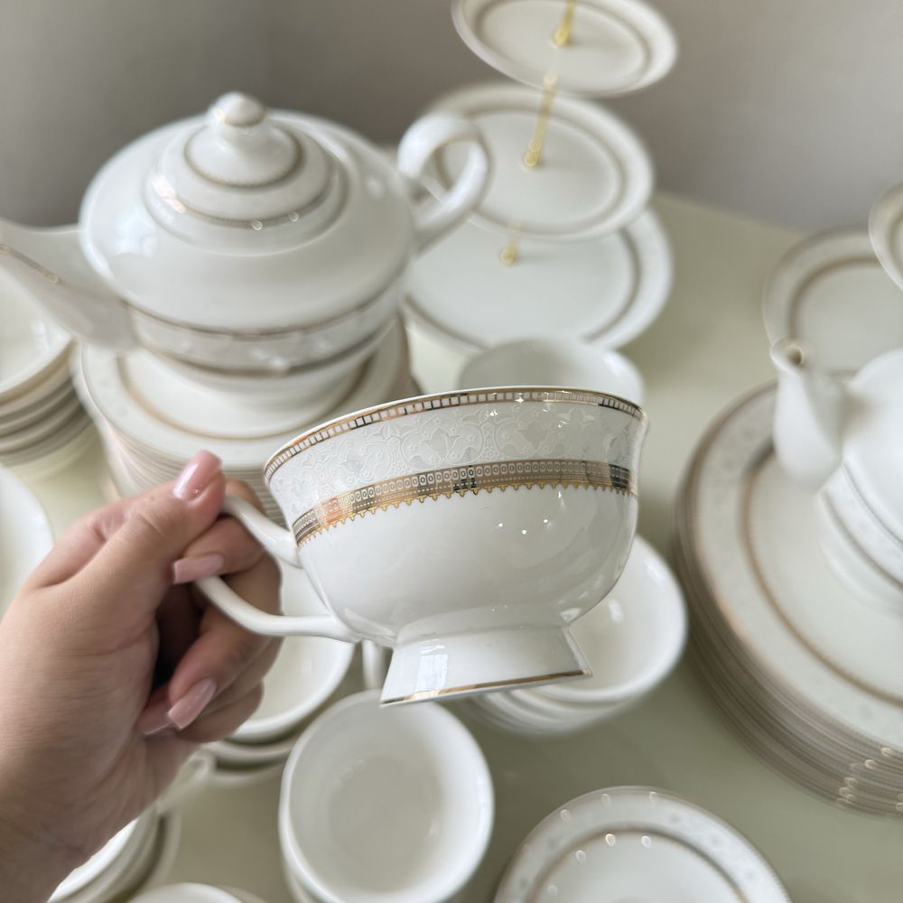 Продам сервиз на 12 персон
