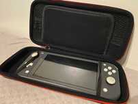 Nintendo switch lite. 20 игрии. Много малко използвано. Идва с калъф.
