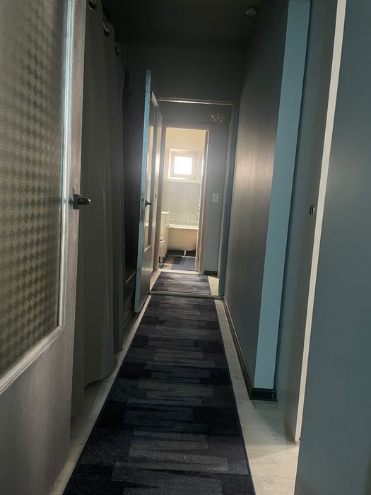 Vand apartament 2 camere , etaj 1 , Craiovita Noua