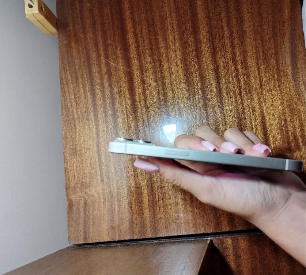 IPhone 13 бял 128GB