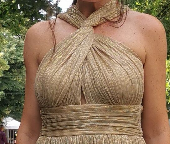 Официална рокля злато