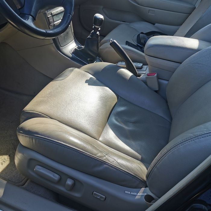 Dezmembrari Toyota Avensis 2.2 Dcat 177 cai 2005