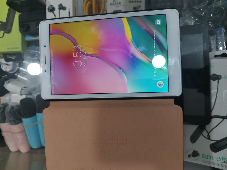 Планшет Тab A Samsung сотилади.