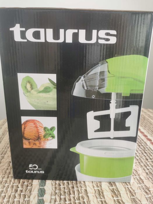 Уред за сладолед TAURUS TASTY N'CREAM