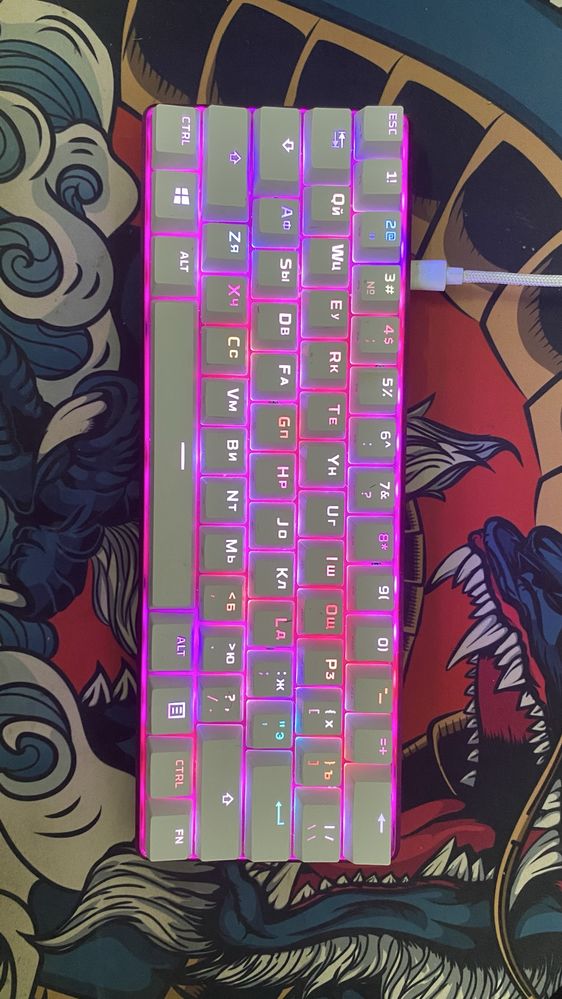 Продам клавиатуру HyperX Alloy Origins 60